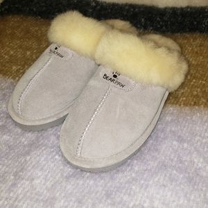 Lightly worn bearpaw slippers